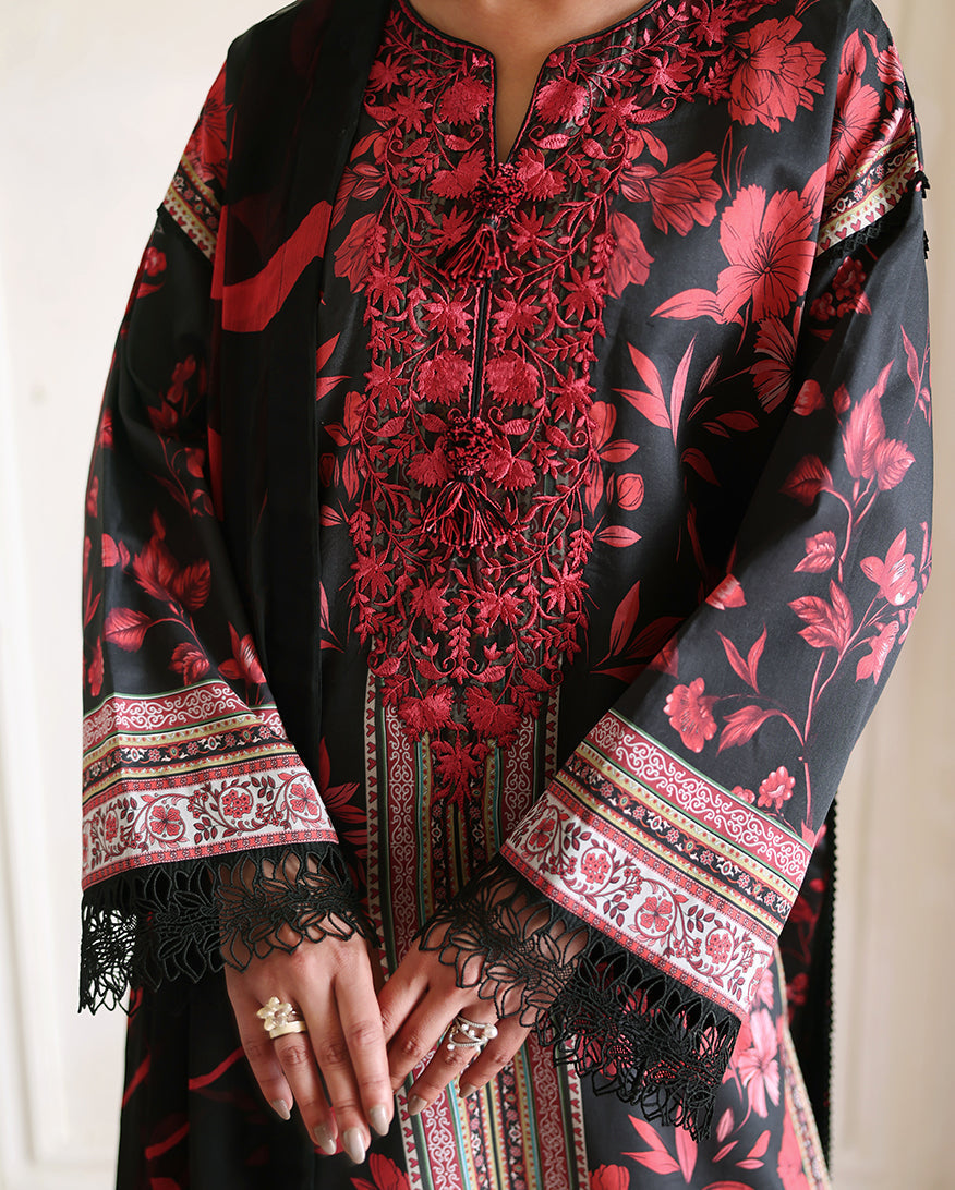 Roheenaz | Eclat Garden Printed Lawn | Iris Garden