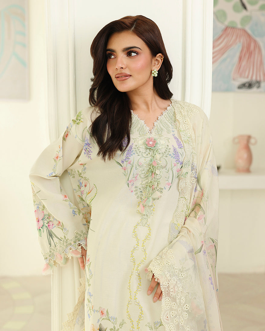 Roheenaz | Petals in Print | Ivory Sonata