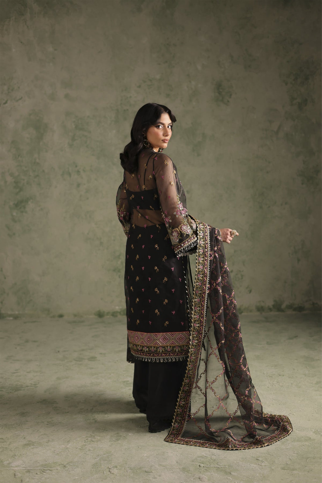 Imran Ramzan | Esmeree Wedding Formals | Ivresse Encanto