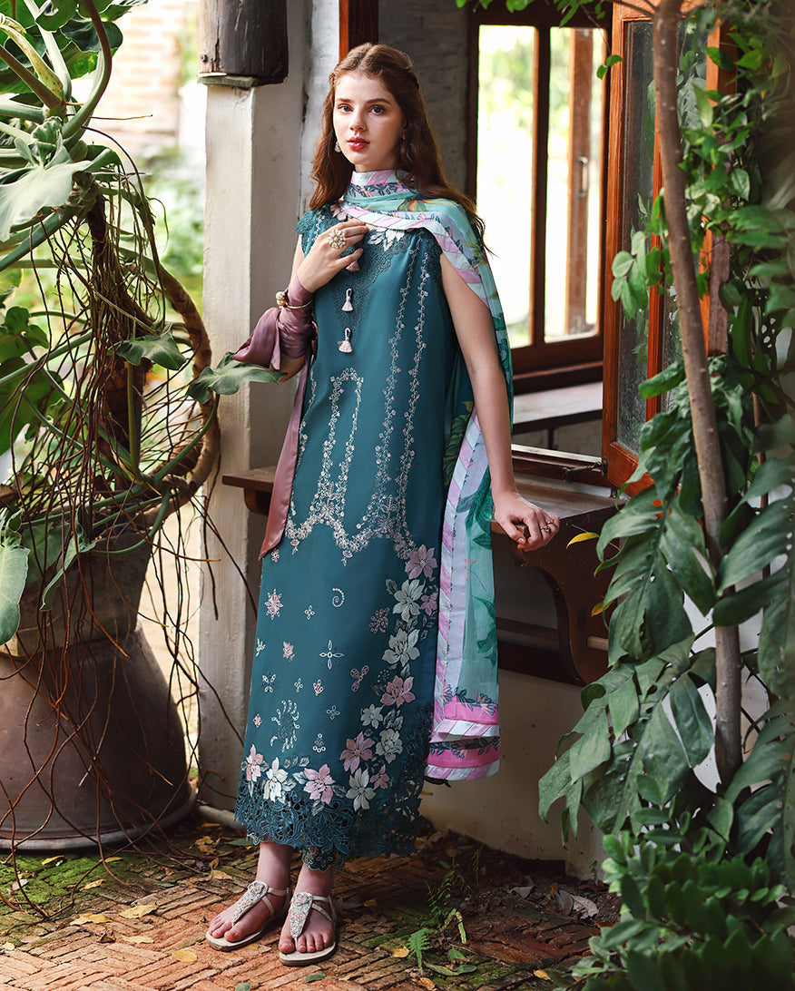 Mushq | The Secret Garden Lawn | Ivy Spell