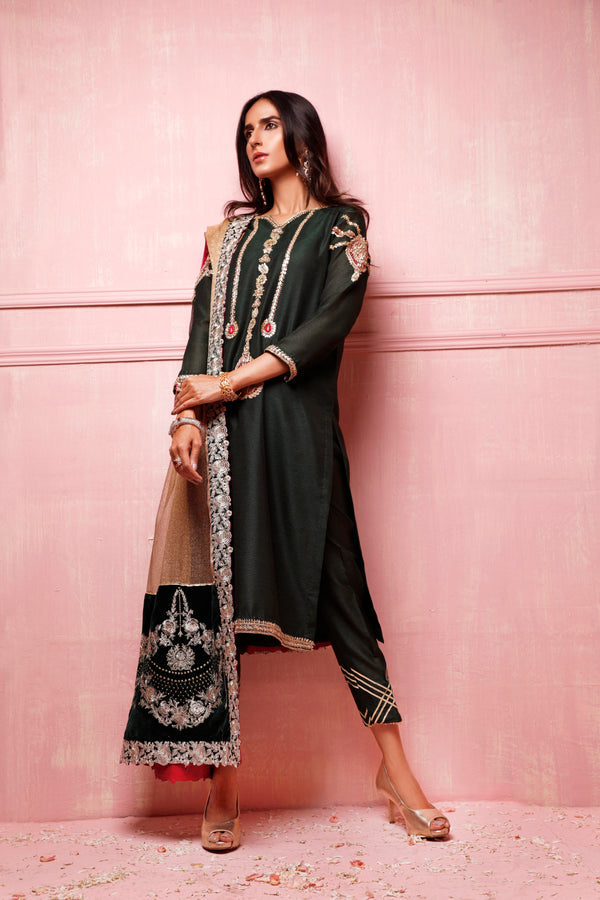 Wahajmkhan | Festive Fiesta Formals | THE JADE AFFAIR