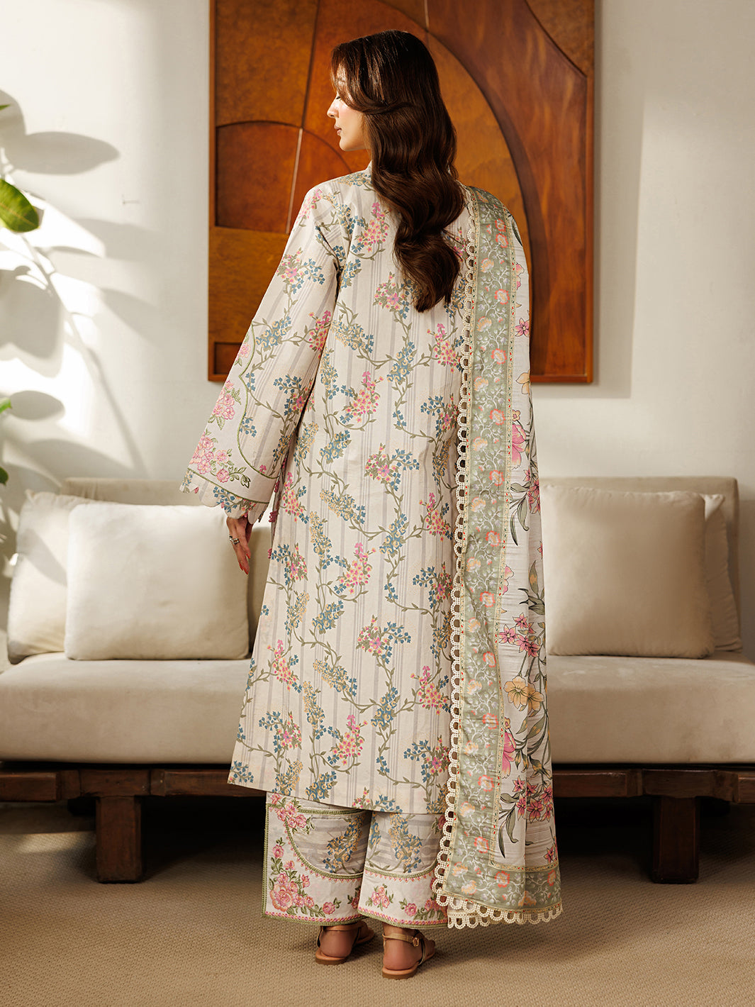 Mahnur | Leila Lawn 26 | L-03