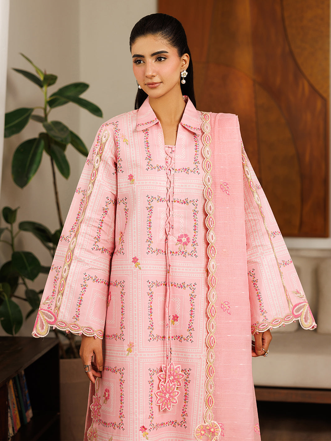 Mahnur | Leila Lawn 26 | L-06
