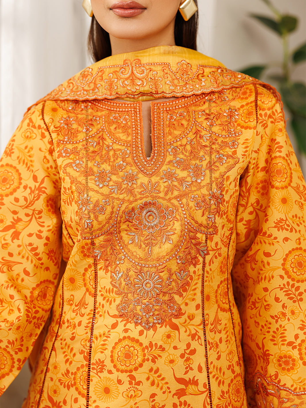 Mahnur | Leila Lawn 26 | L-07