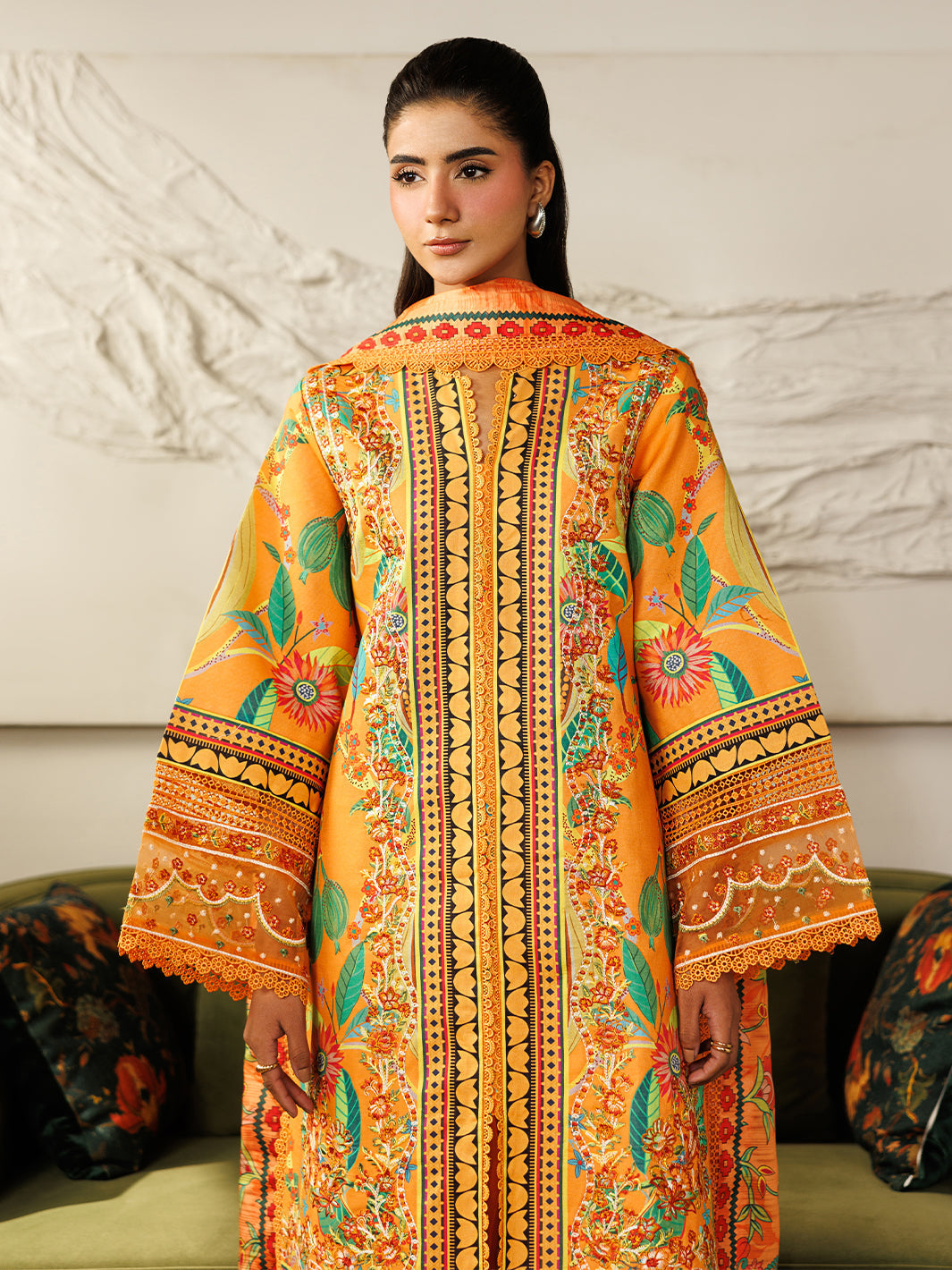 Mahnur | Leila Lawn 26 | L-13