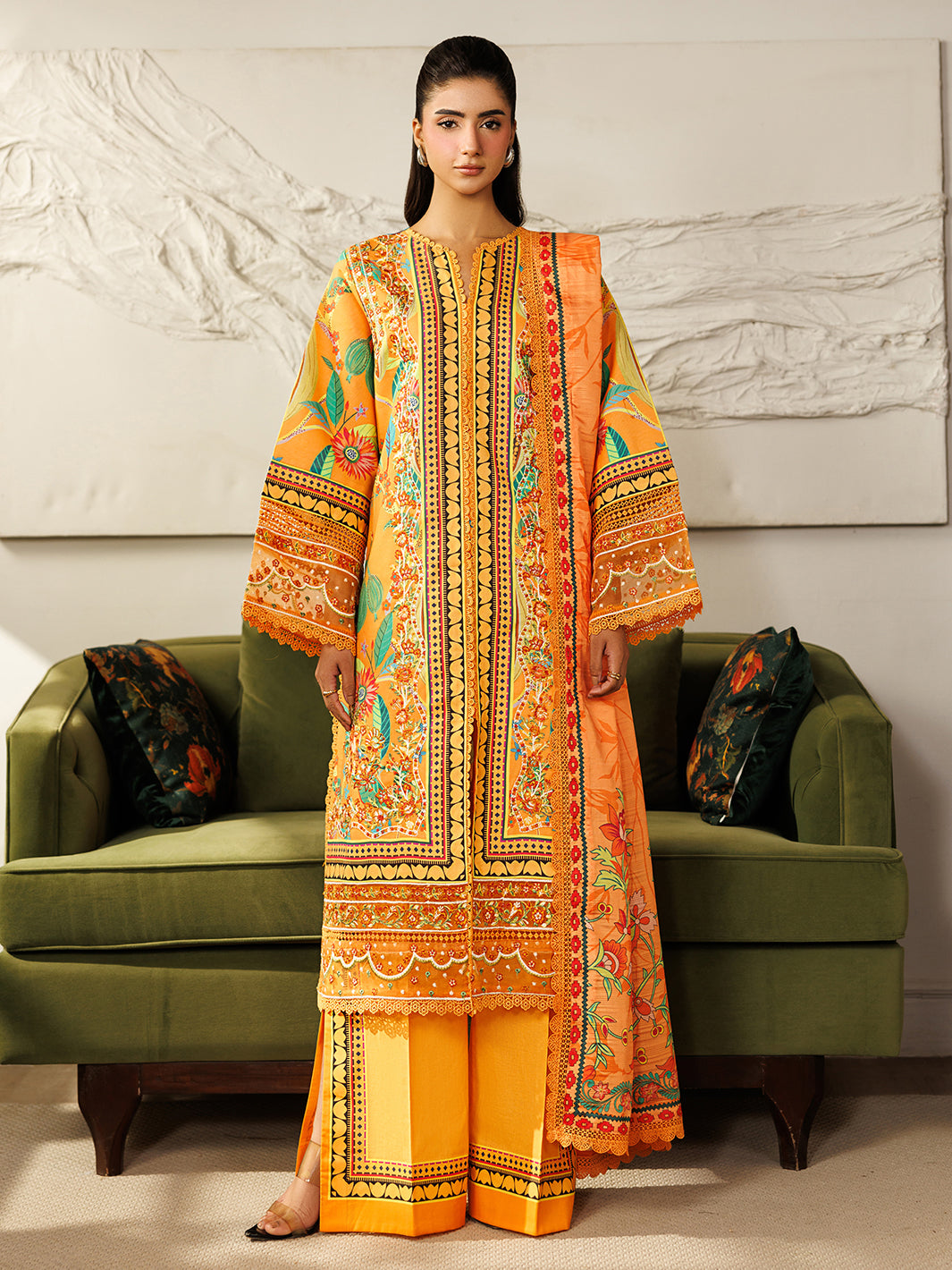 Mahnur | Leila Lawn 26 | L-13