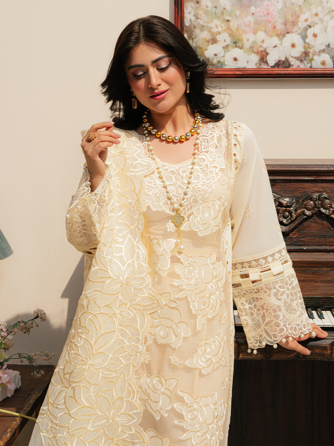 Mahnur | Allenura Luxury Lawn 24 | LUMINARY