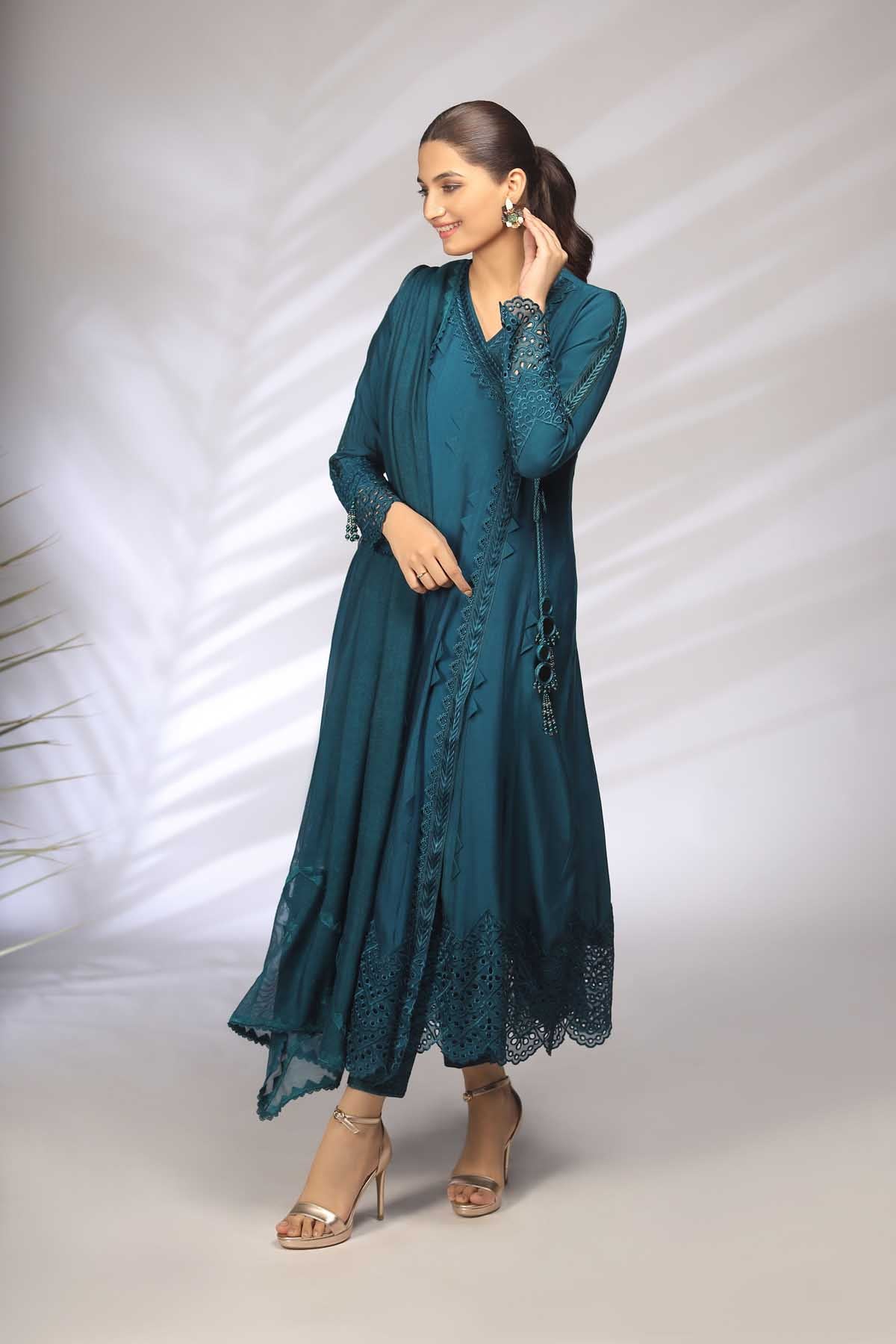Sana Abbas | Luxury Pret | Lia