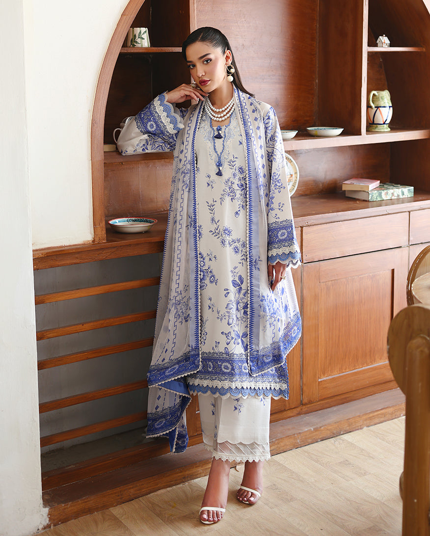 Roheenaz | Eclat Garden Printed Lawn | Lilac bloom