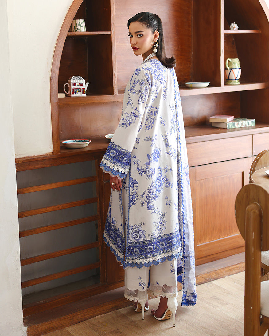 Roheenaz | Eclat Garden Printed Lawn | Lilac bloom