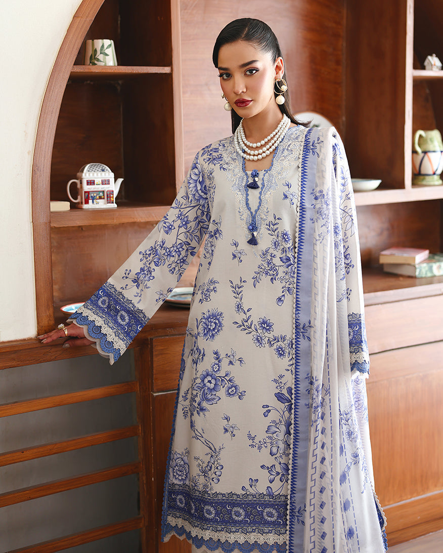 Roheenaz | Eclat Garden Printed Lawn | Lilac bloom