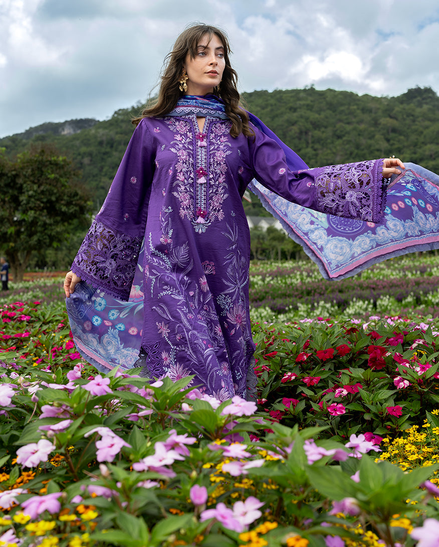Mushq | The Secret Garden Lawn | Lily Veil