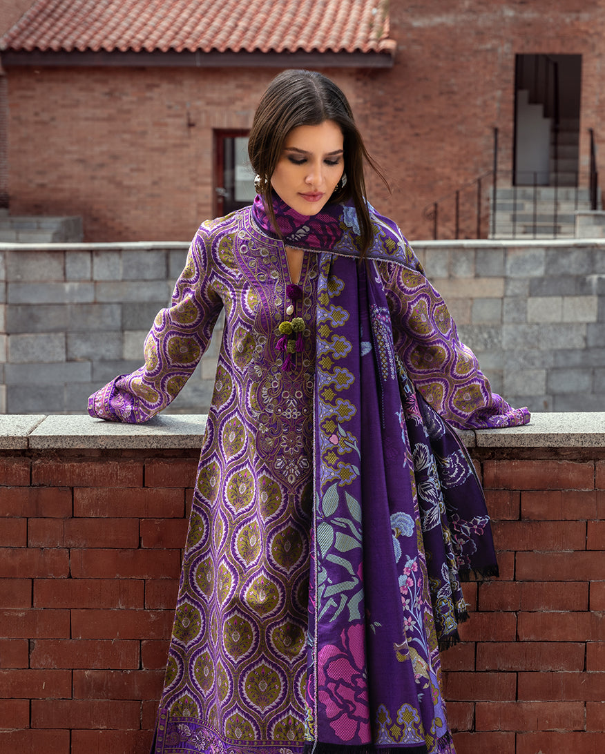 Mushq | Winter Broadway 25 | Luce Toscana