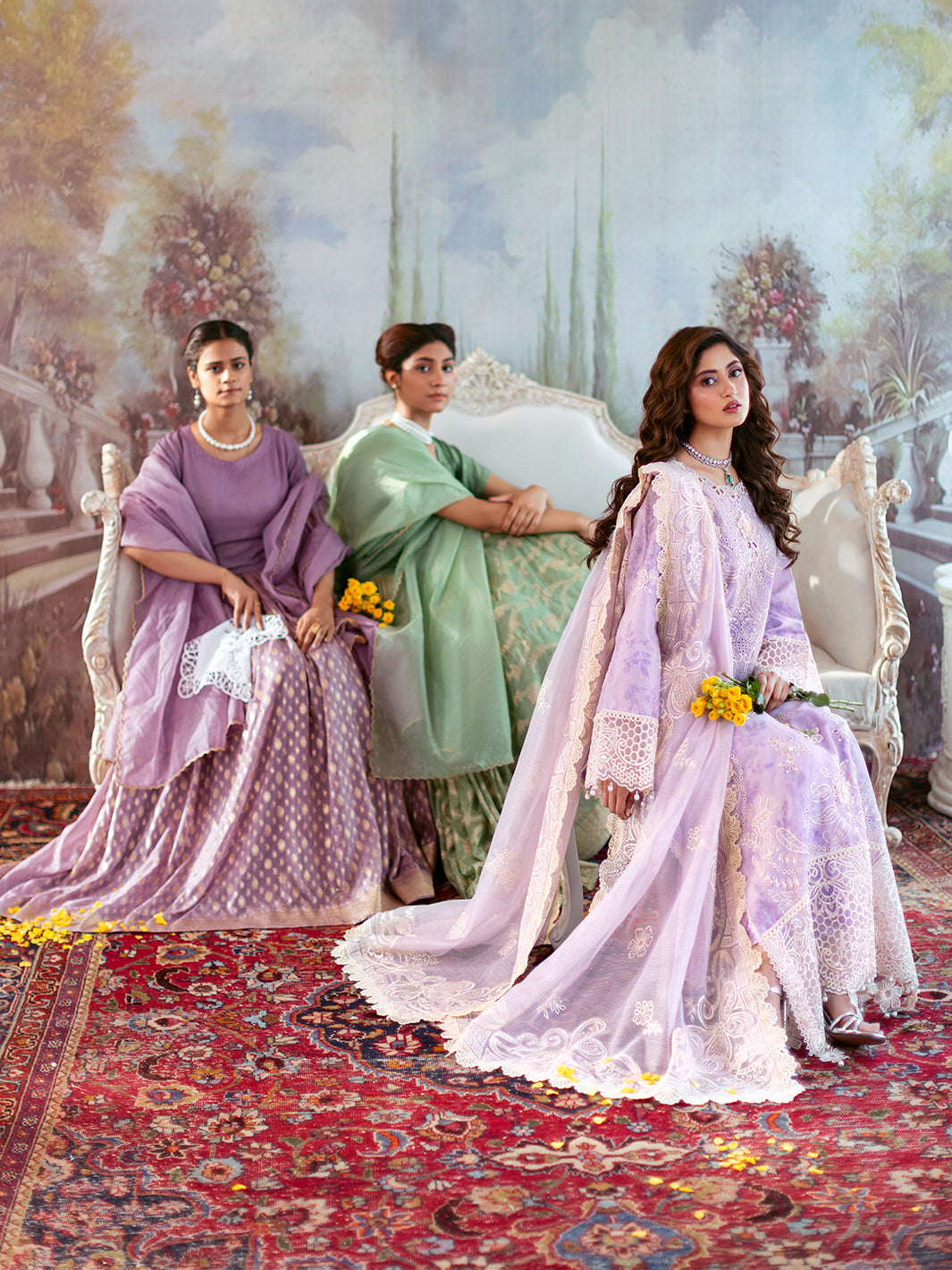 Mahnur | Sophie Luxury Lawn 25 | Lyrell