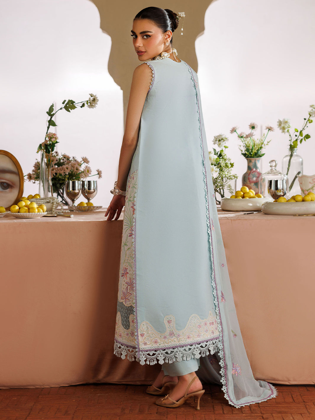 Mahnur | Morbagh Luxury Lawn 26 | M-01