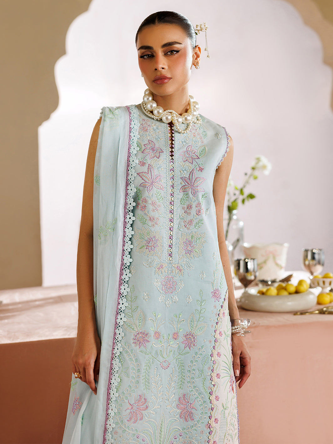 Mahnur | Morbagh Luxury Lawn 26 | M-01