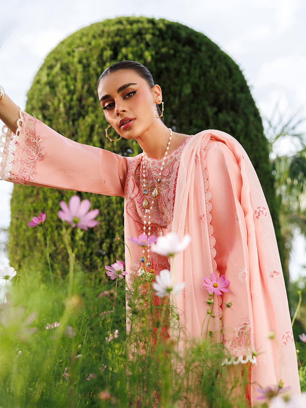Mahnur | Morbagh Luxury Lawn 26 | M-05