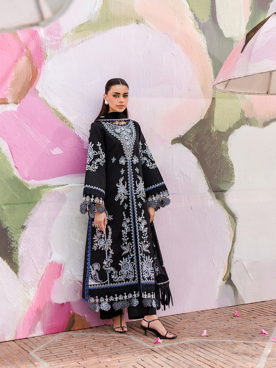 Mahnur | Morbagh Luxury Lawn 26 | M-08