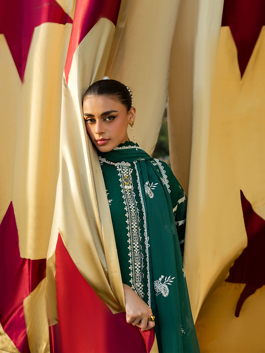Mahnur | Morbagh Luxury Lawn 26 | M-09