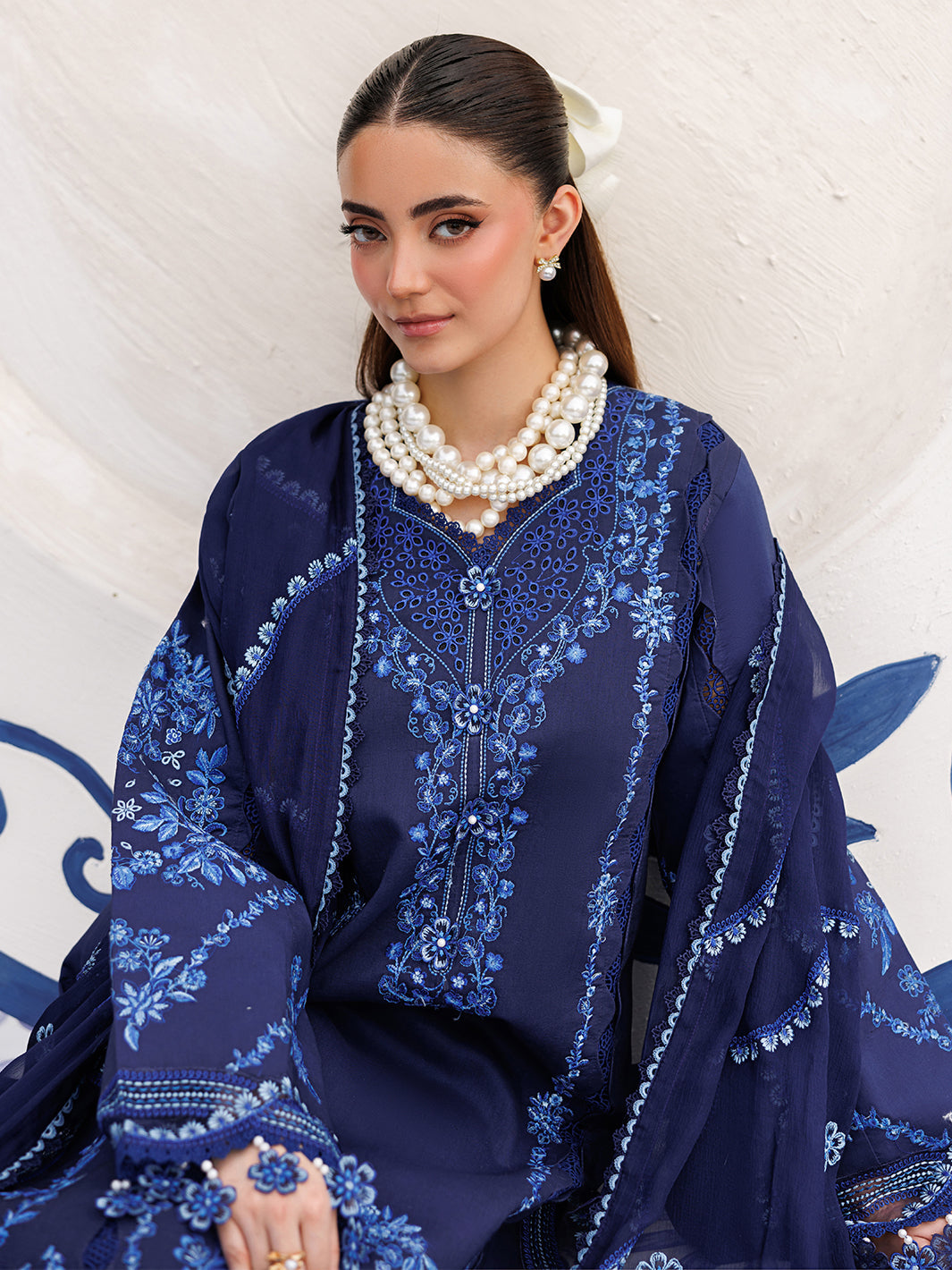Mahnur | Morbagh Luxury Lawn 26 | M-14