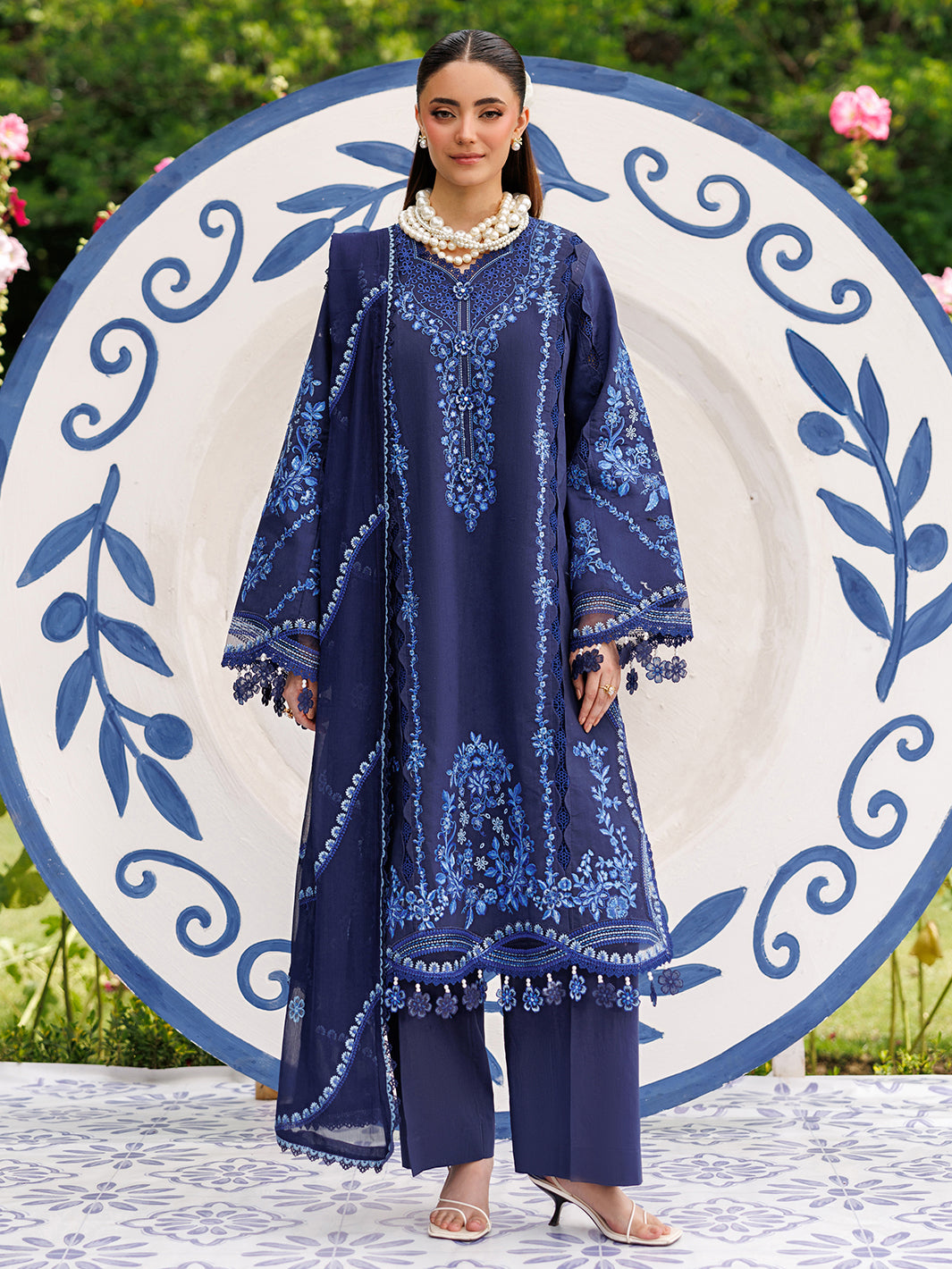 Mahnur | Morbagh Luxury Lawn 26 | M-14