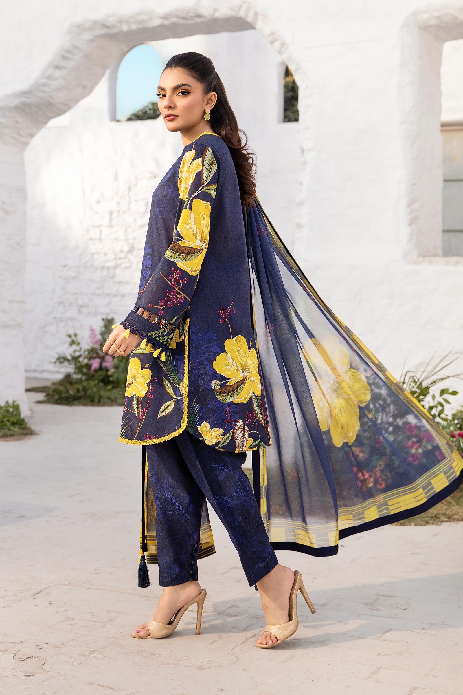 Maria B | M Basic Summer Lawn 25 | MB-CUS25-710B