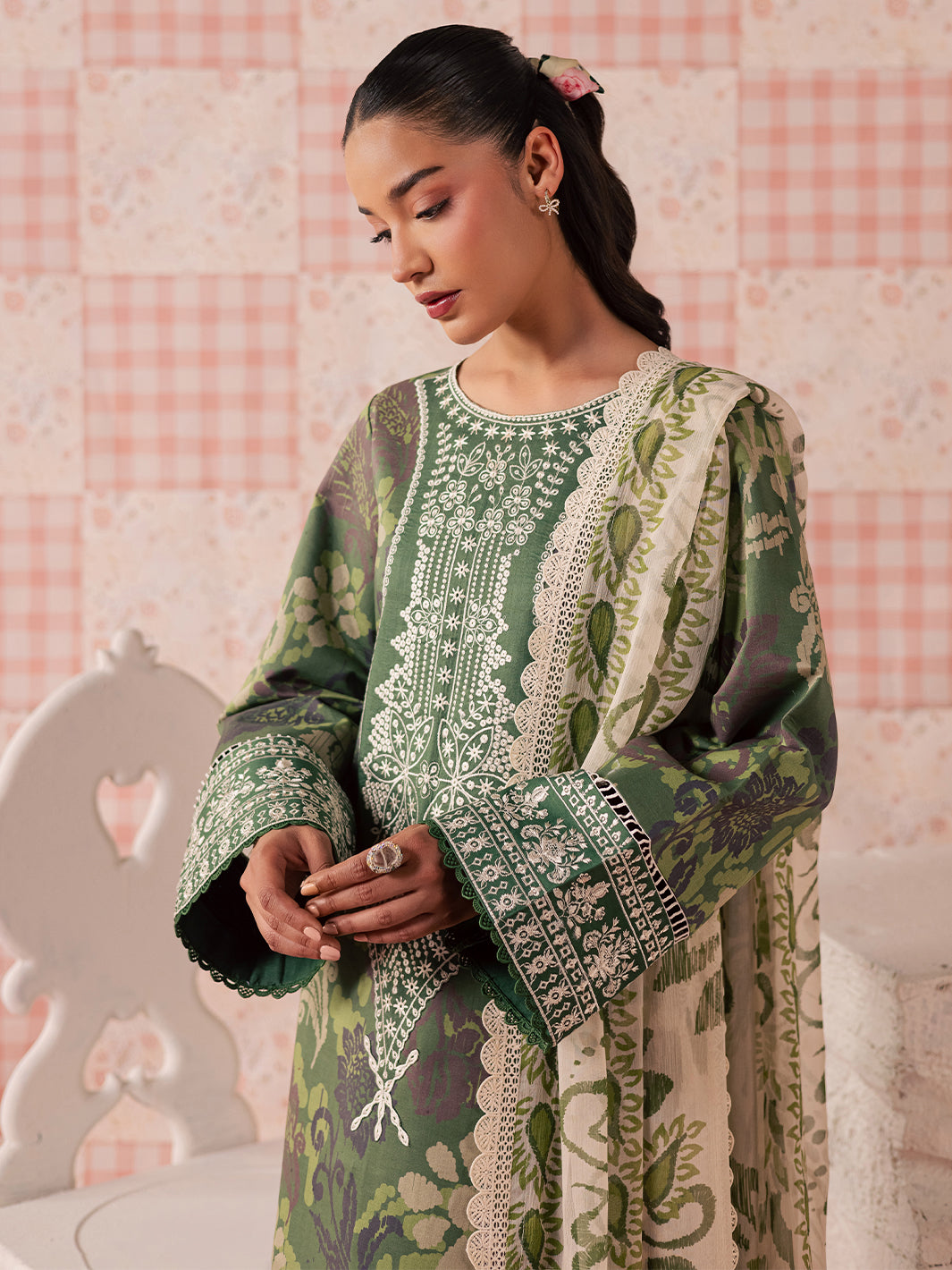 Mahnur | Jahaan Lawn 26 | MJ-06