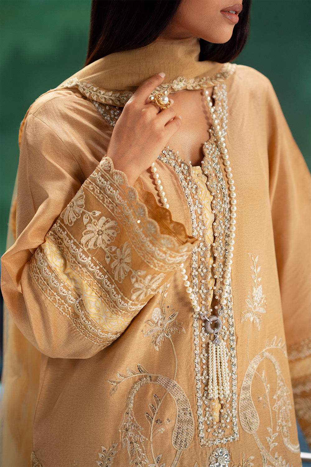 Maryum N Maria | Mushal Formals | BÃATRICE - MSU5543