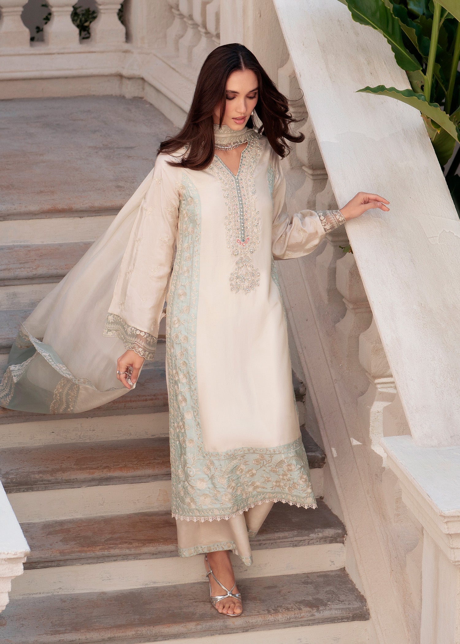 Mehak Yaqoob | Marvi Festives | Luna