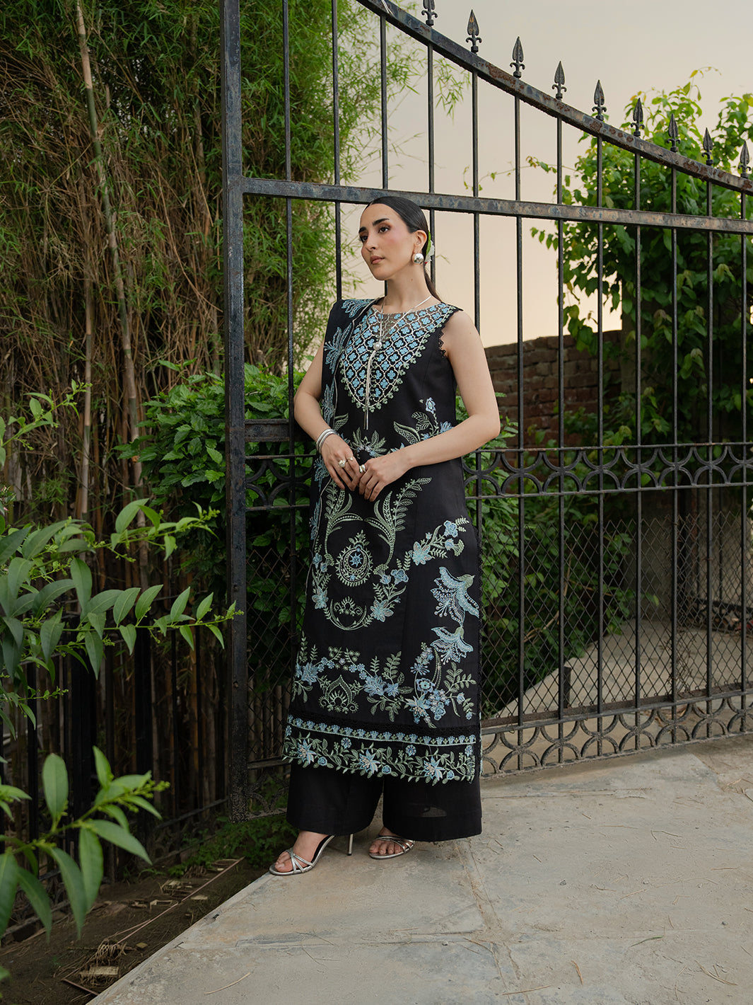 Mahnur | Amaya Lawn 26 | MU-11