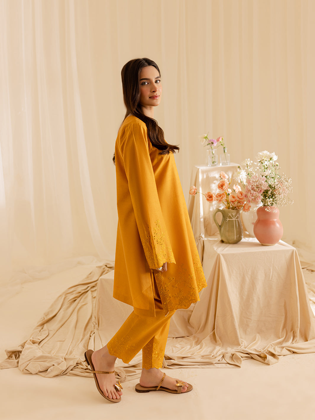 Mahnur | Petal Whispers Lawn Pret | Magnolia