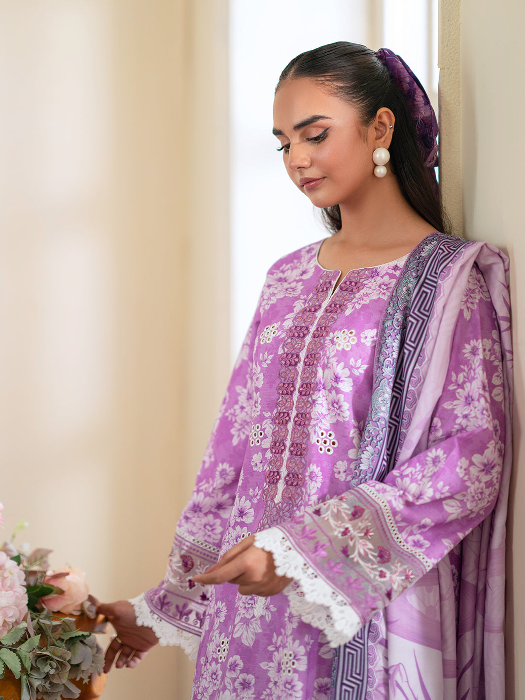 Mahnur | Leila Winter 24 | Fiona