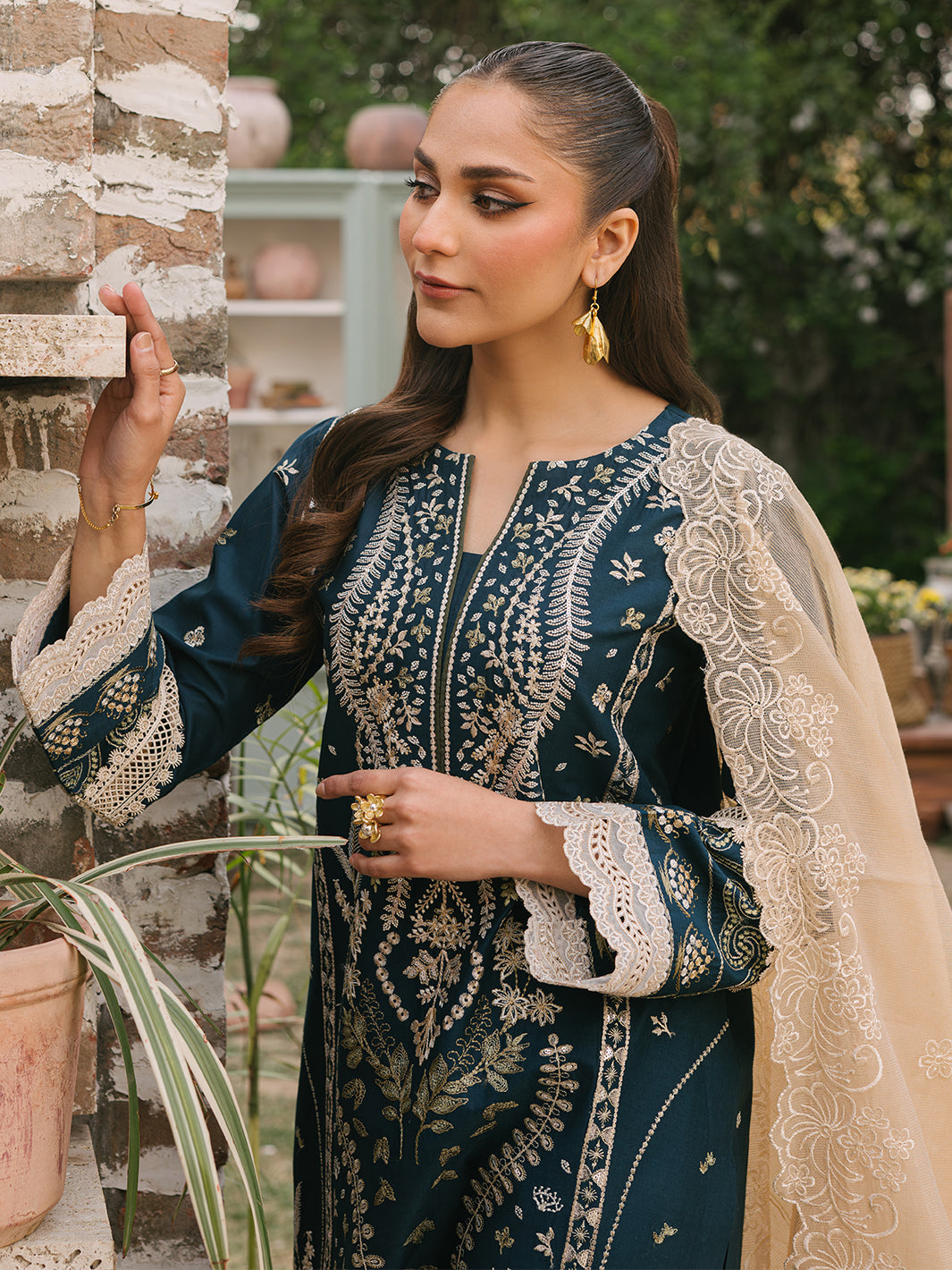 Mahnur | Masakali Luxury Lawn 24 | MK 01 - A