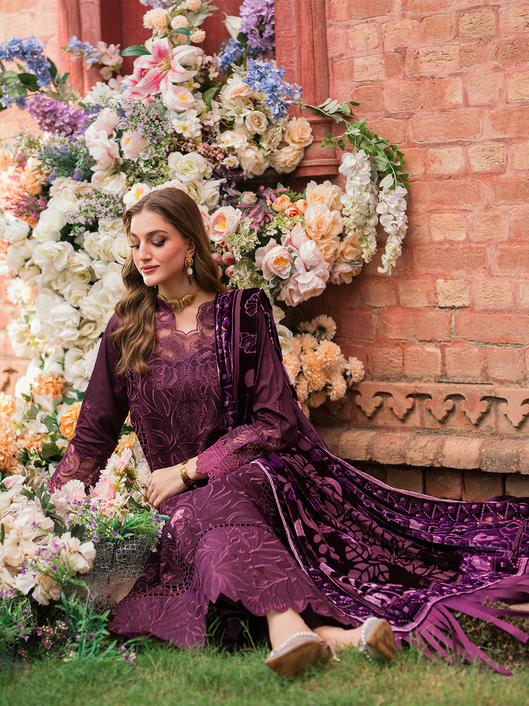 Mahnur | Nazakat Luxury Winter | ZARAE