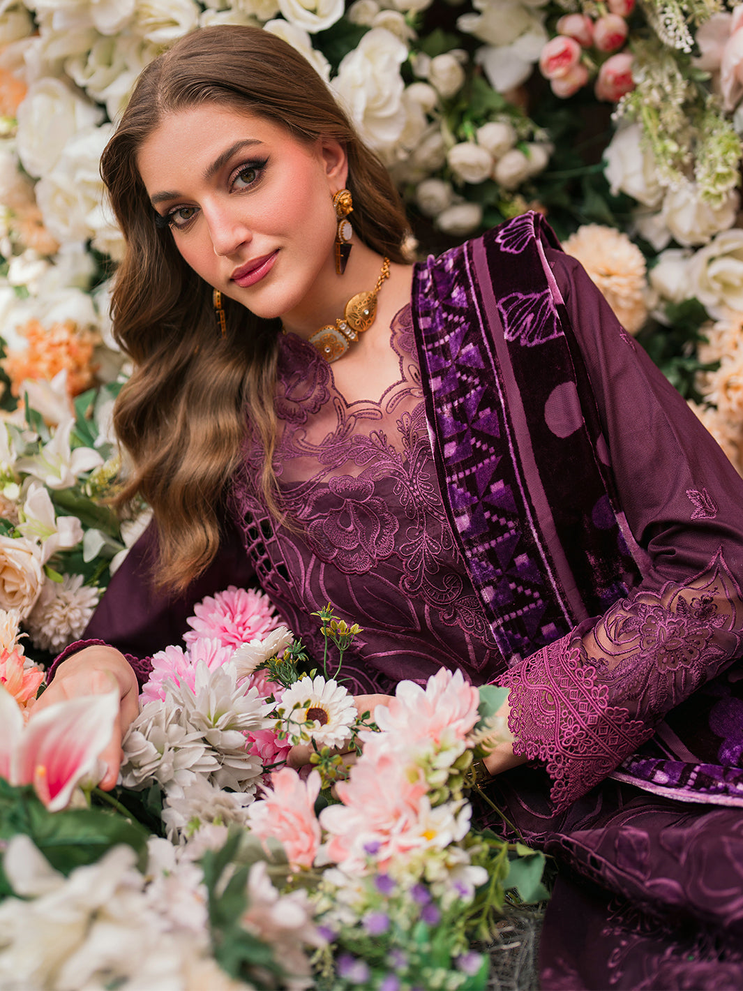 Mahnur | Nazakat Luxury Winter | ZARAE