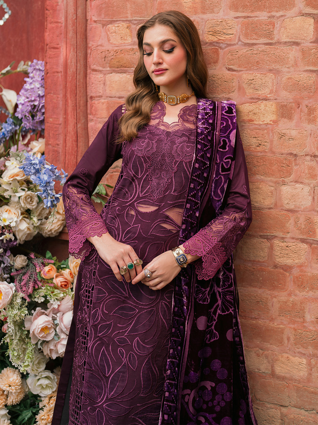 Mahnur | Nazakat Luxury Winter | ZARAE