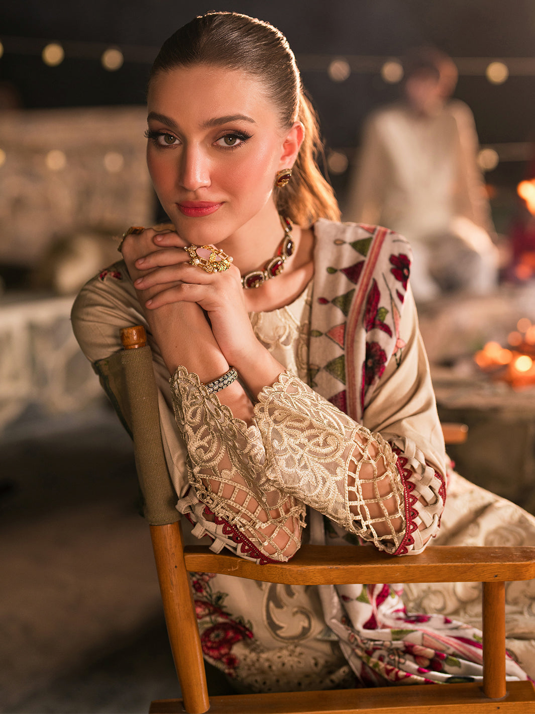 Mahnur | Nazakat Luxury Winter | KIVA