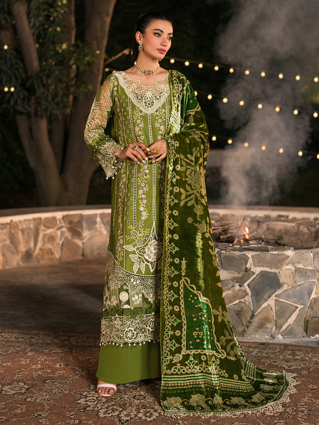 Mahnur | Nazakat Luxury Winter | ARYA