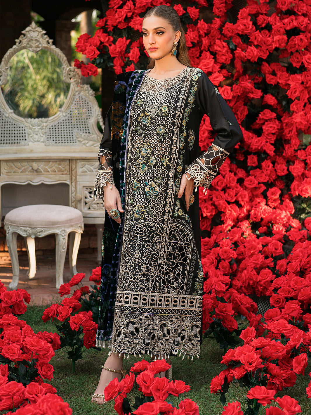 Mahnur | Nazakat Luxury Winter | NYRA