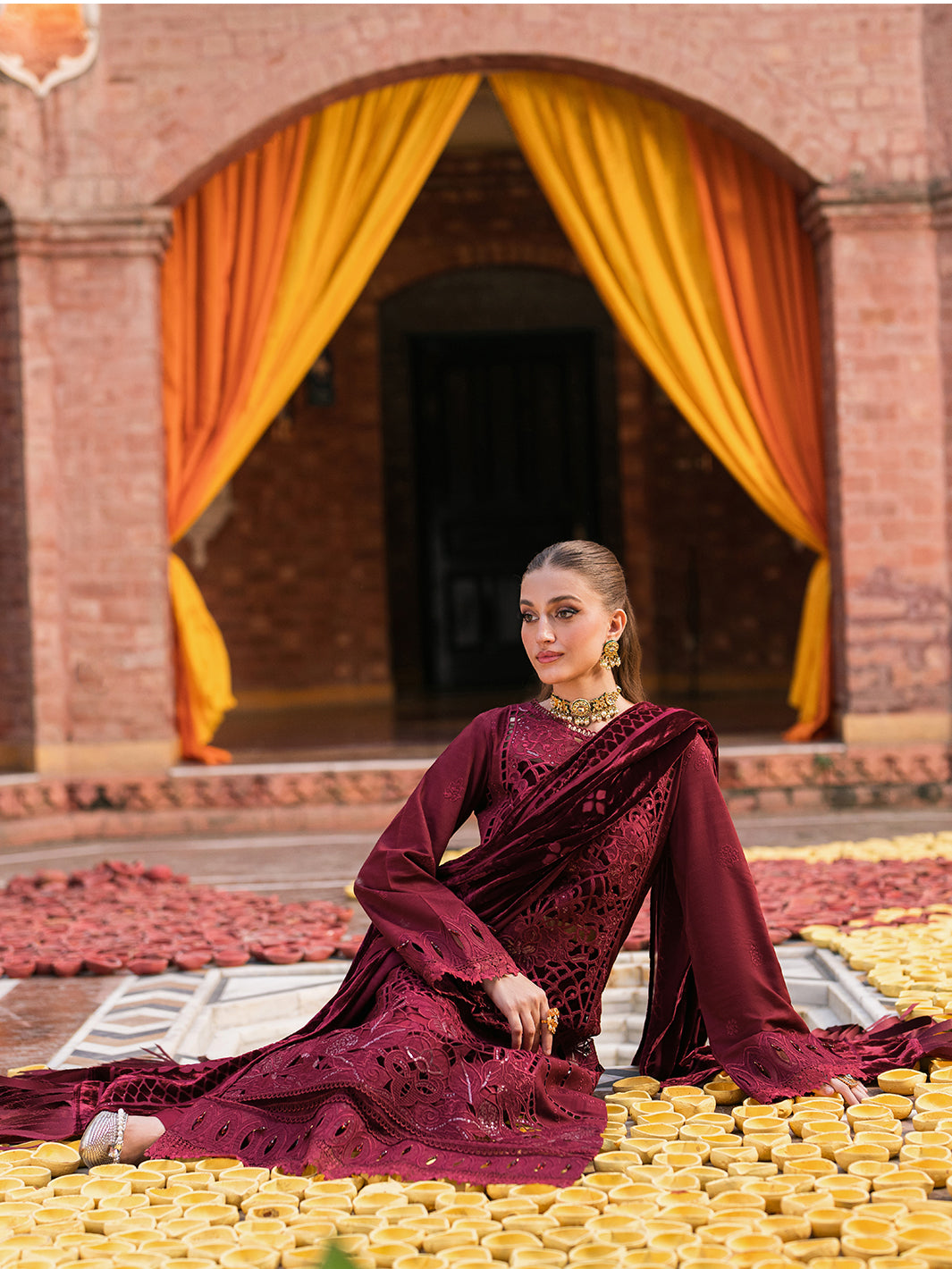 Mahnur | Nazakat Luxury Winter | REINA