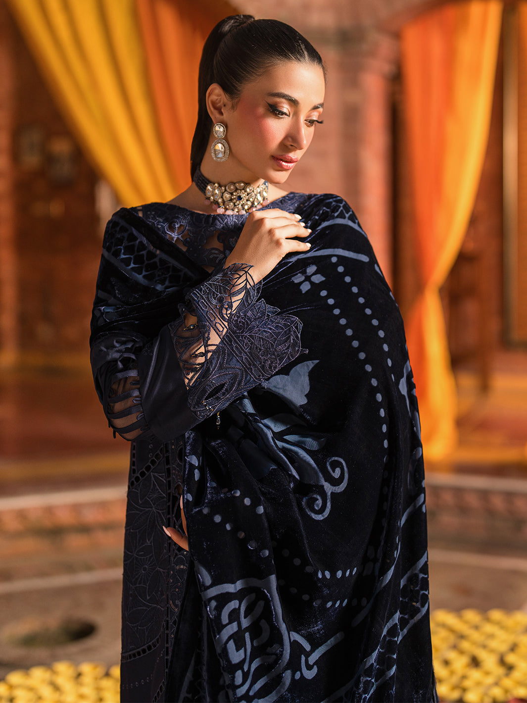 Mahnur | Nazakat Luxury Winter | SIRA