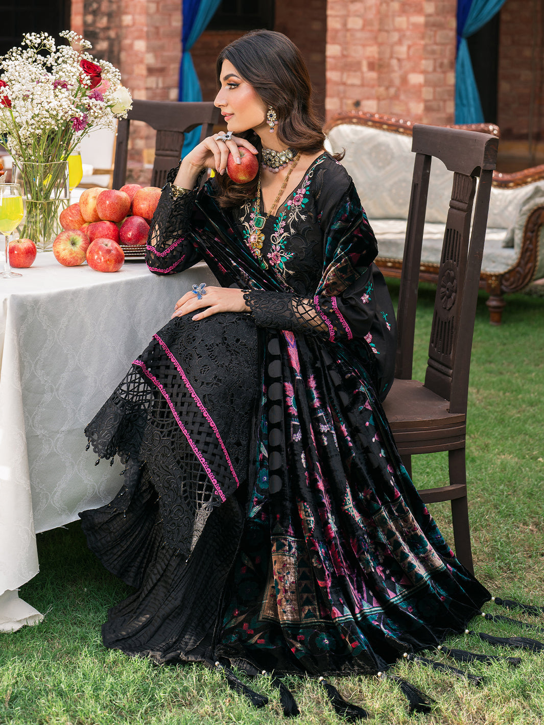 Mahnur | Nazakat Luxury Winter | TALIA
