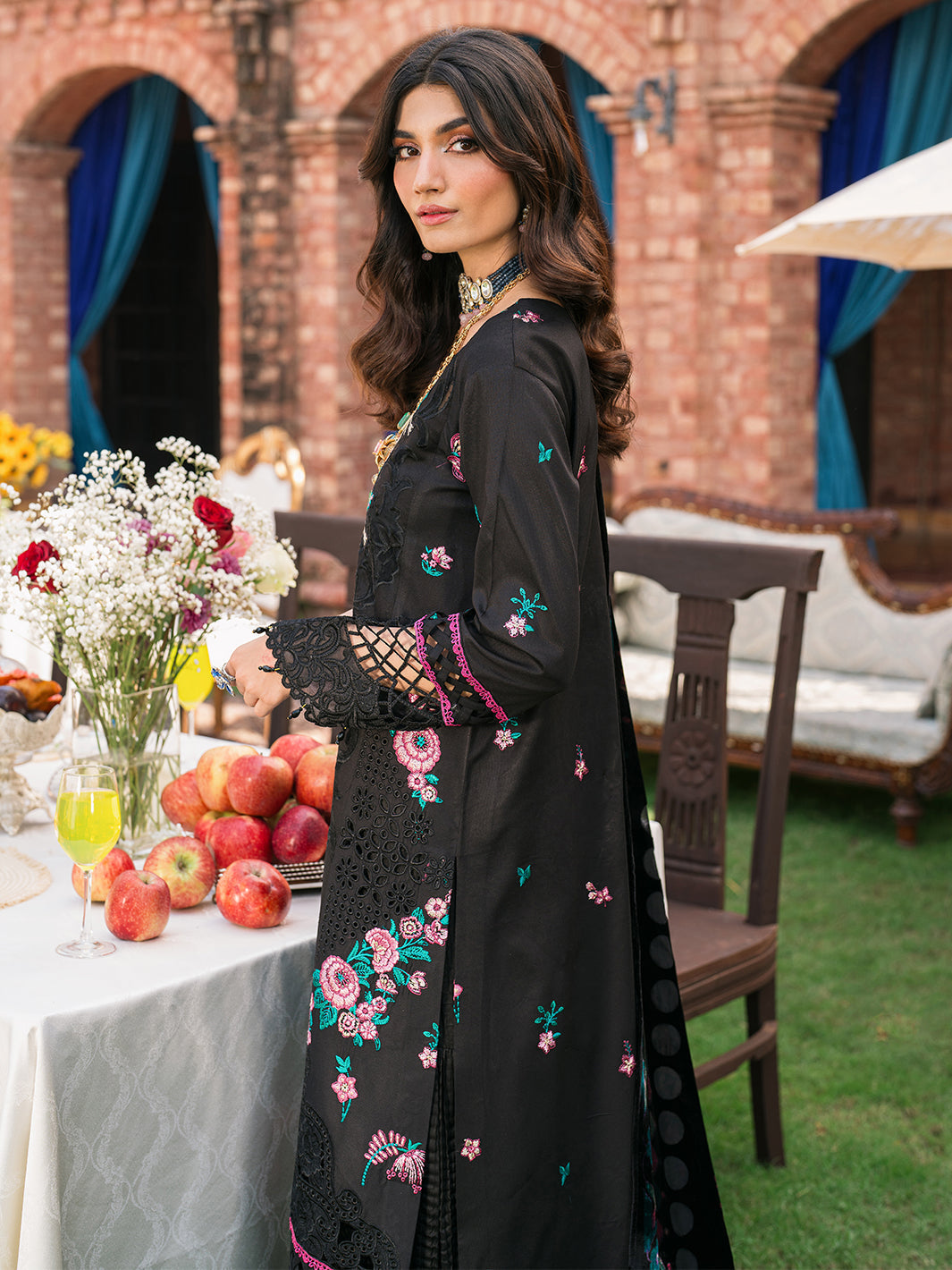 Mahnur | Nazakat Luxury Winter | TALIA