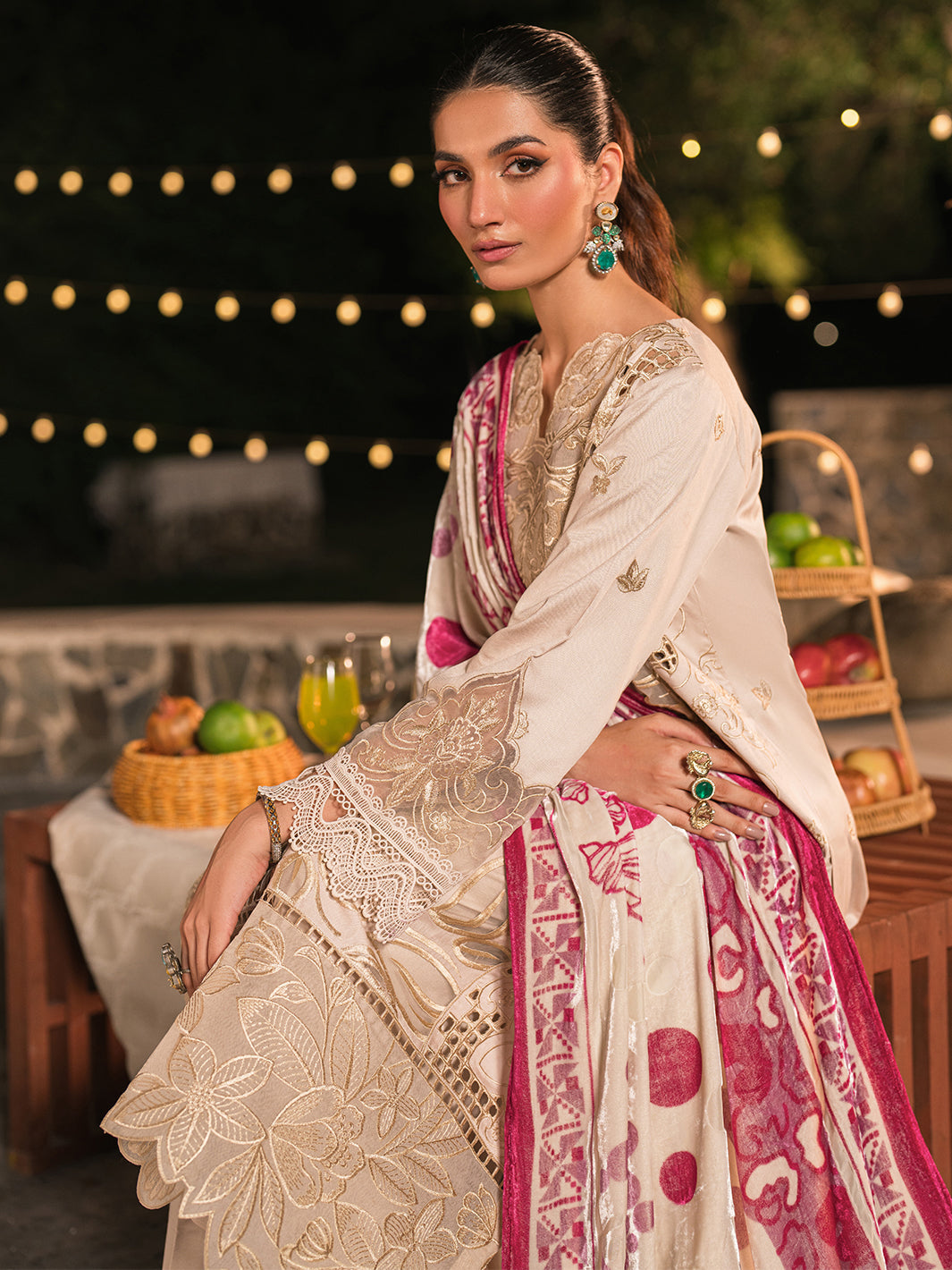 Mahnur | Nazakat Luxury Winter | VELIS