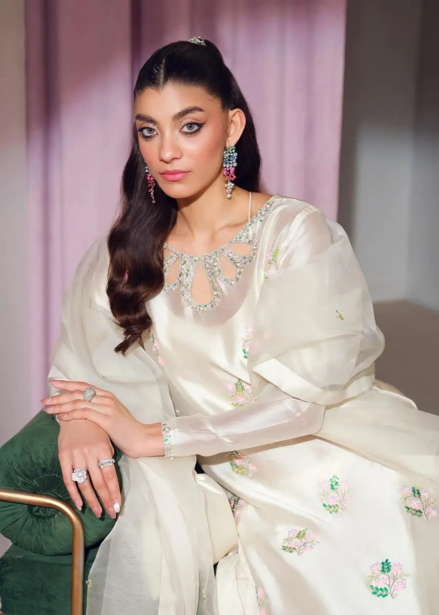 Mahum Asad | Forever and Ever Formals | Goddess
