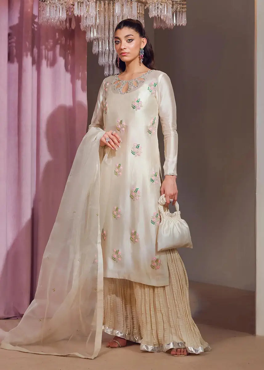 Mahum Asad | Forever and Ever Formals | Goddess
