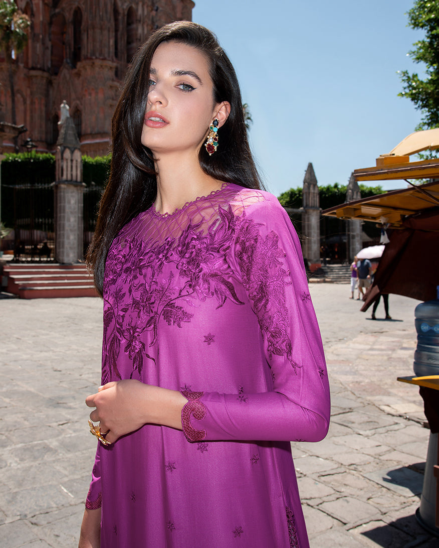 Mushq | Odyssey Lawn 26 | Mariel