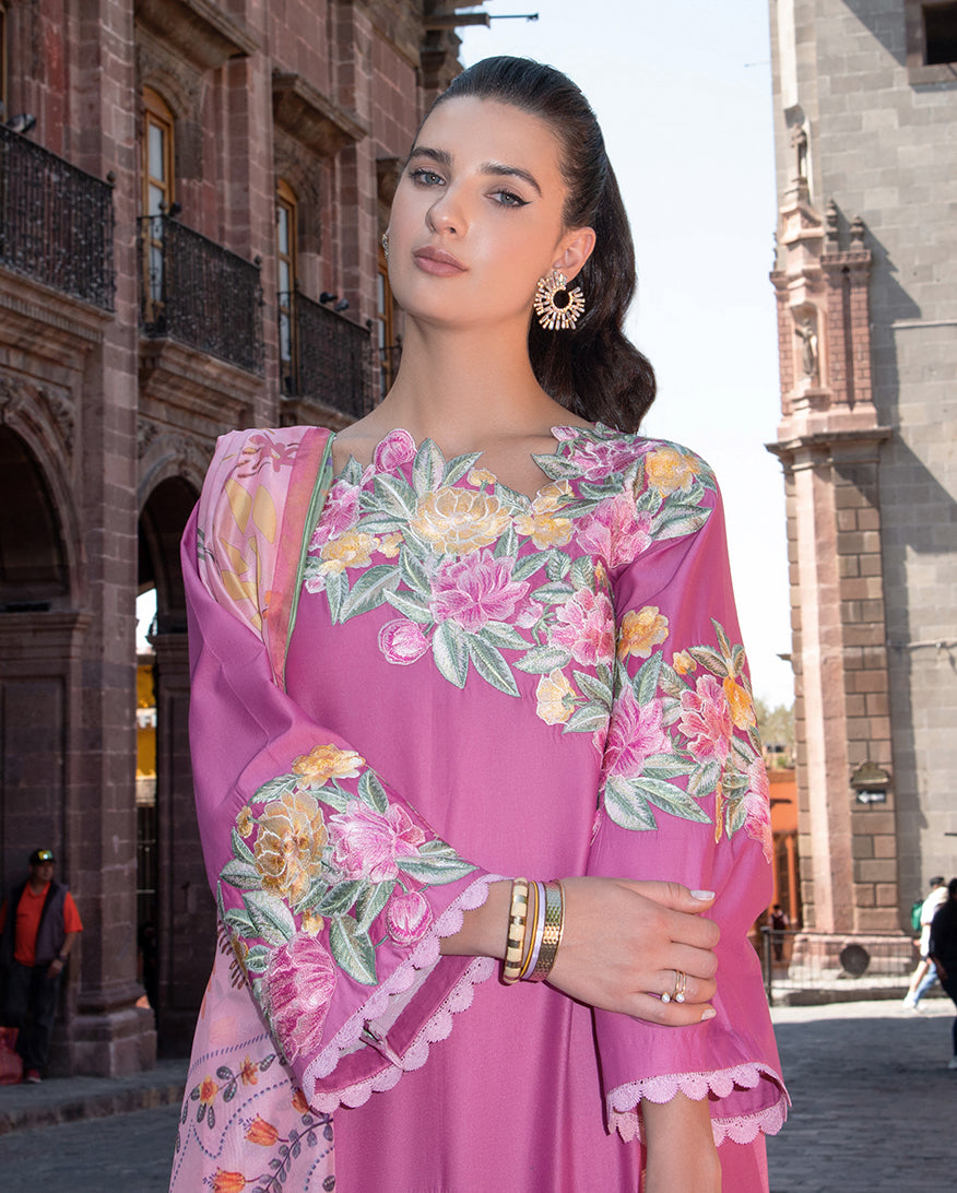 Mushq | Odyssey Lawn 26 | Meredith
