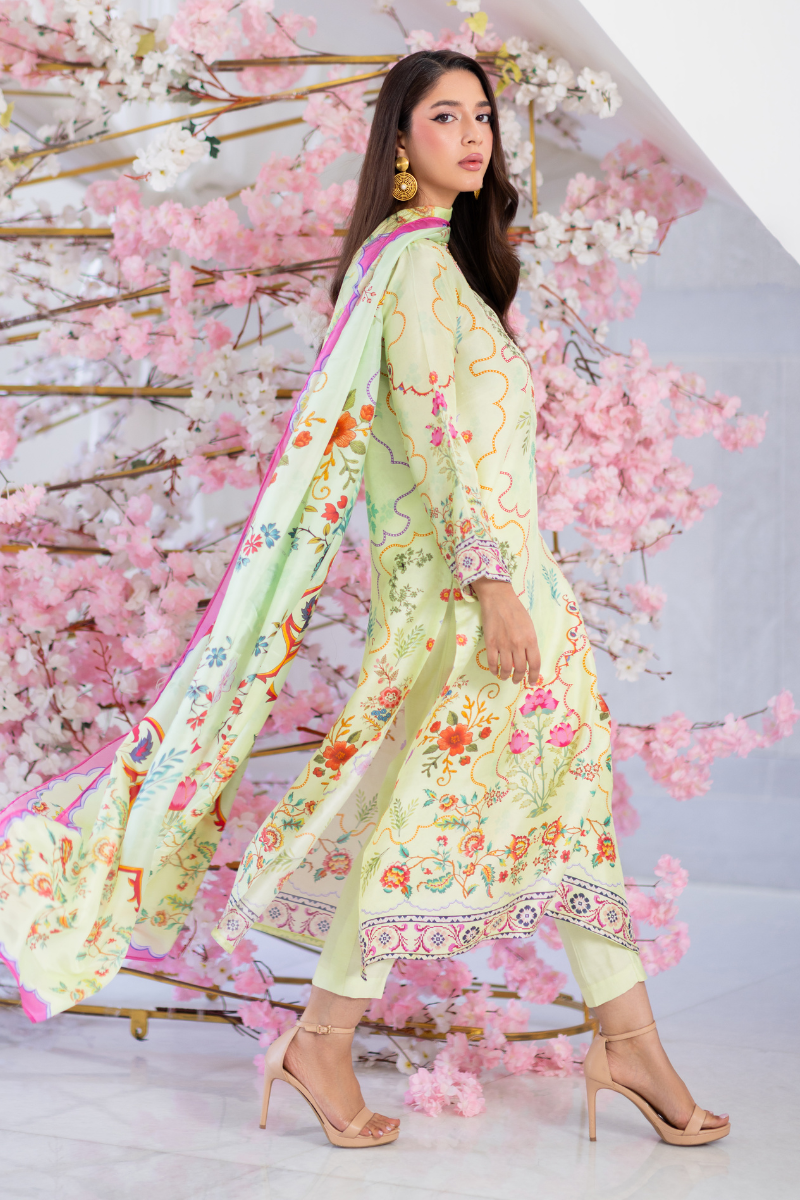 Mina Hasan | Signature Pret | Cora Flora