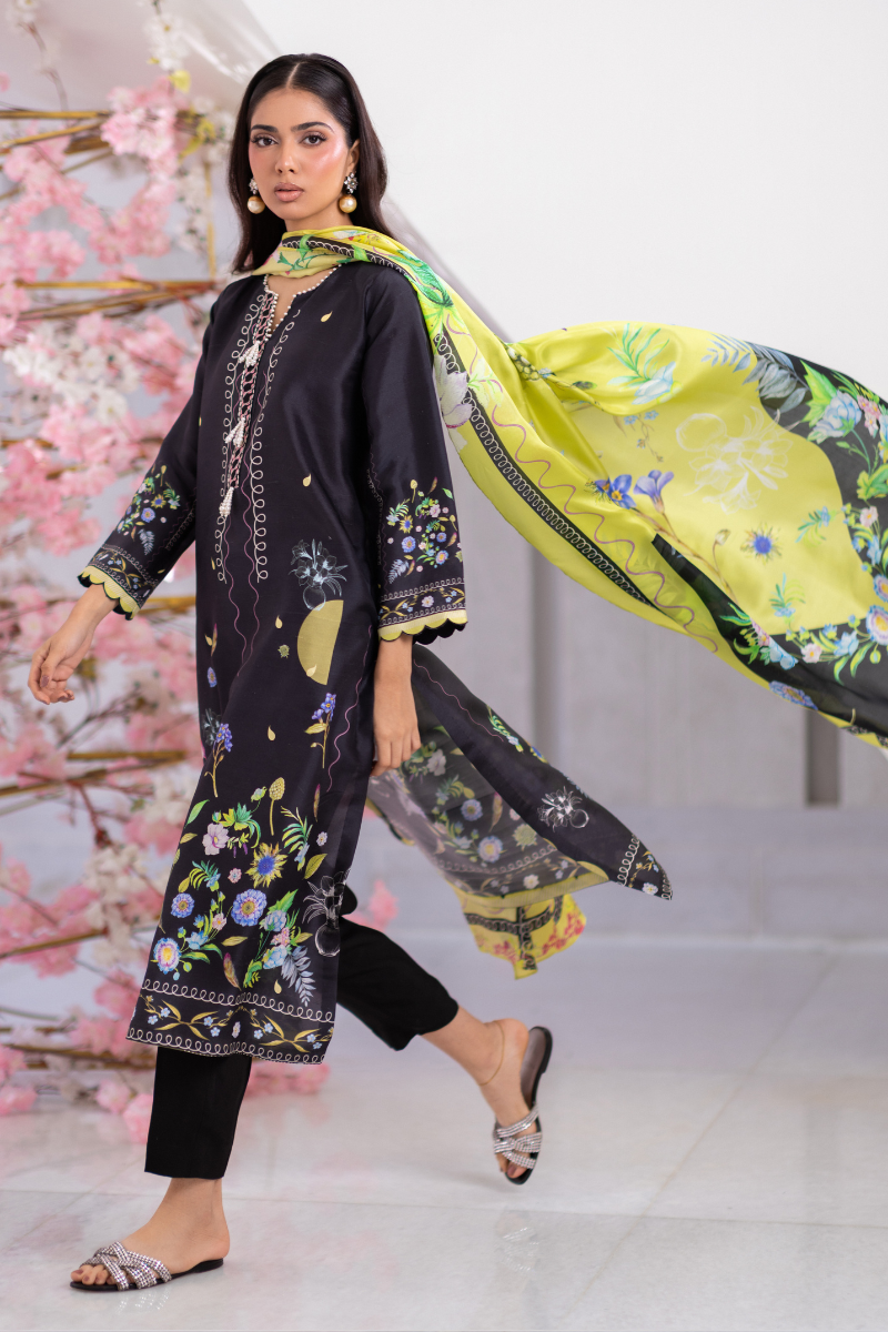 Mina Hasan | Signature Pret | Spring Night